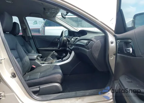 2015 Honda Accord Sport z USA, uszkodzony, nr VIN 1HGCR2F57FA146773